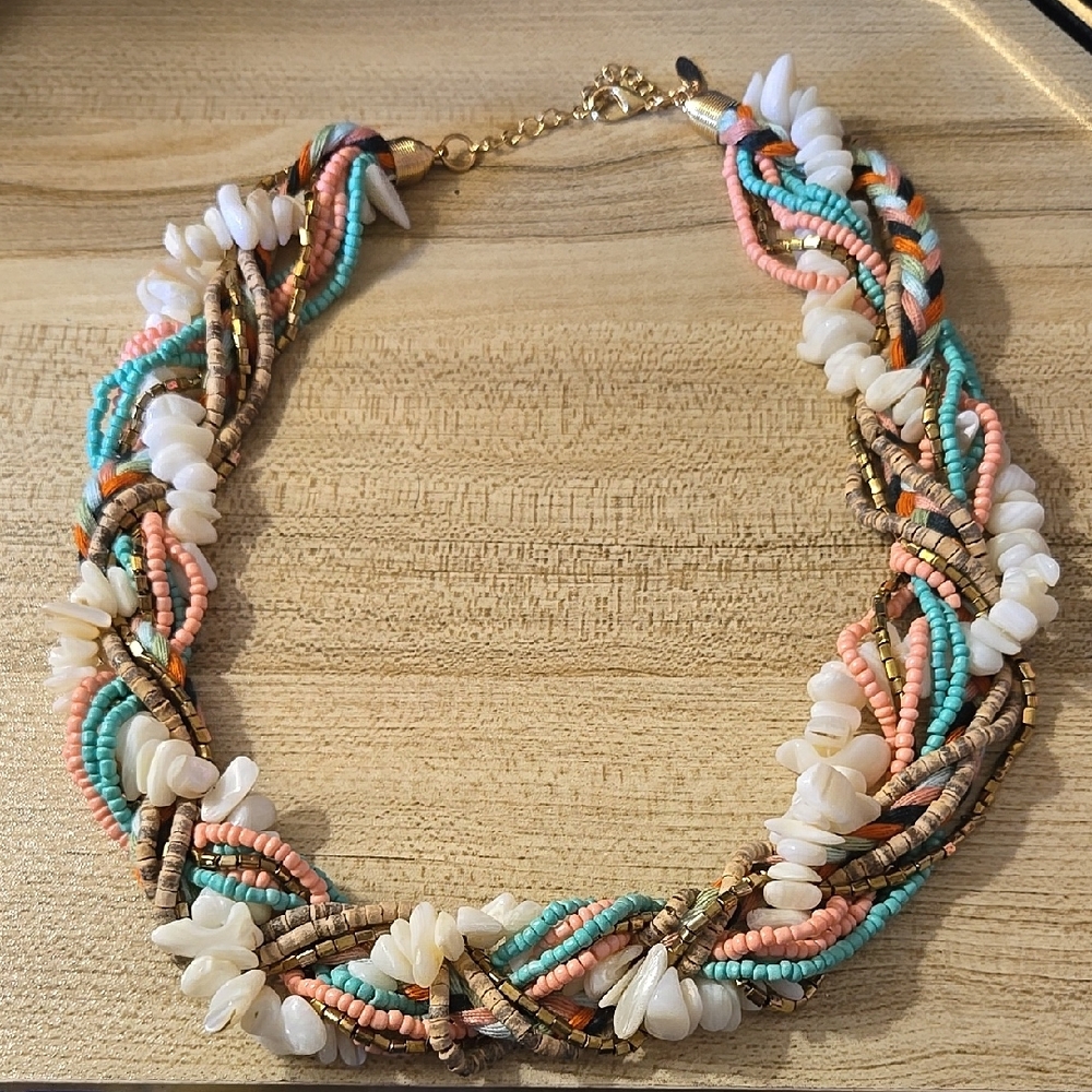 Y2K Coco Multicolor & Multi Texture Beaded Stone Shell And Thred Chunky Necklace